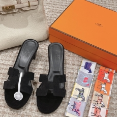 Hermes Sandals